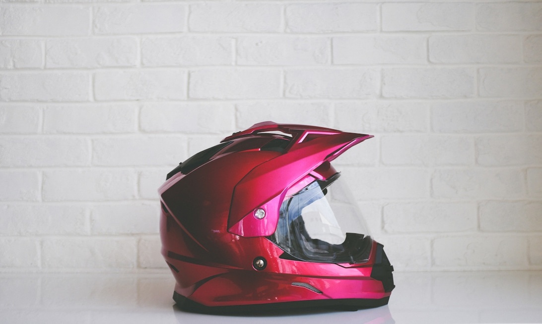 Så väljer du rätt hjälm för din motorcykelkörning